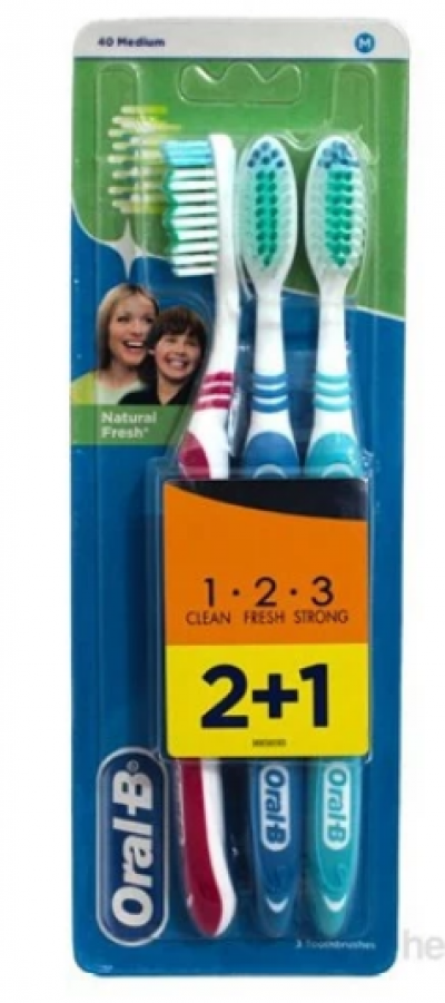Oral B 3 Natural Fresh Toothbrush  2+1 pcs